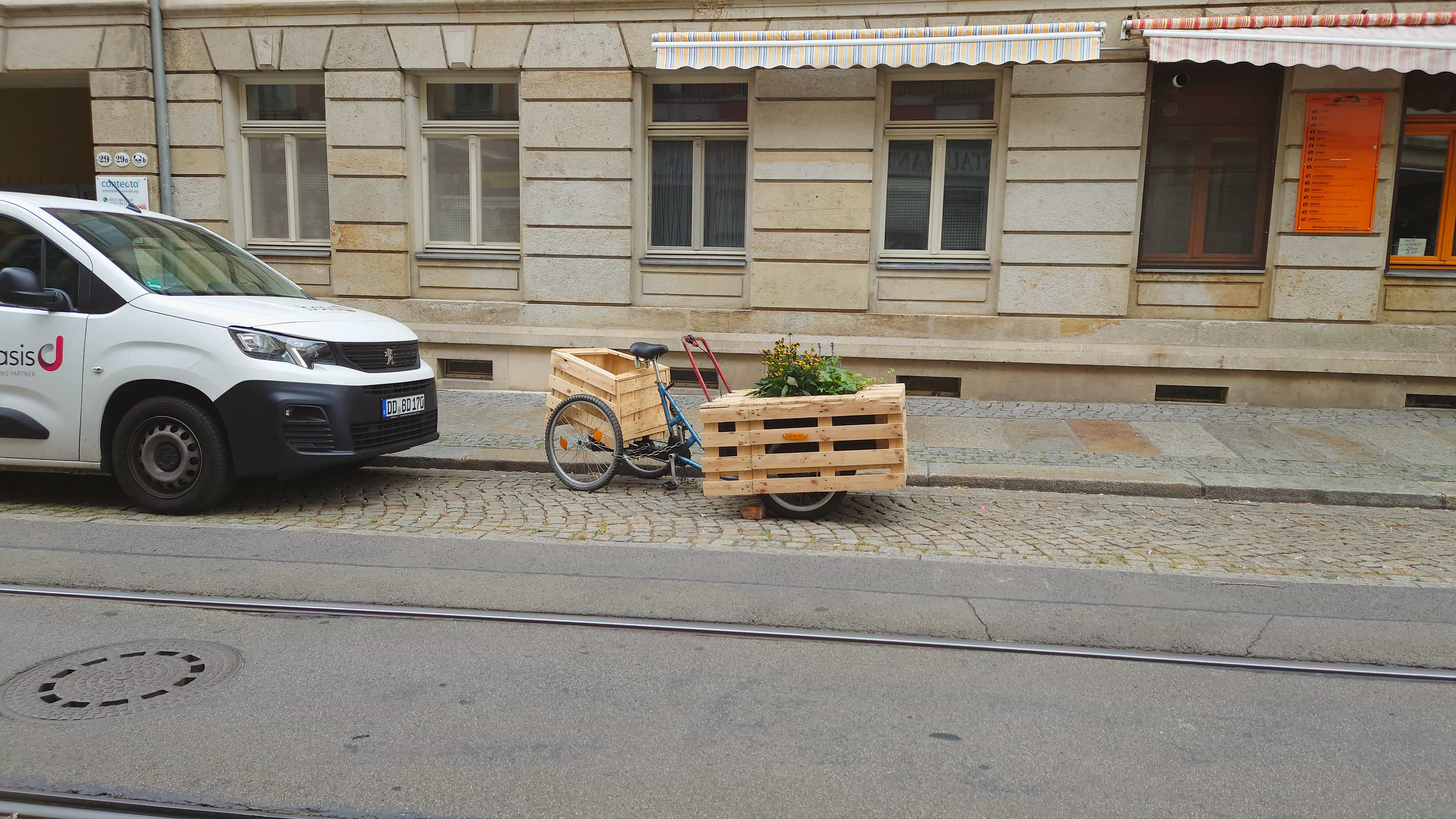 Projekt 10 - Beetmobil/Street.jpg